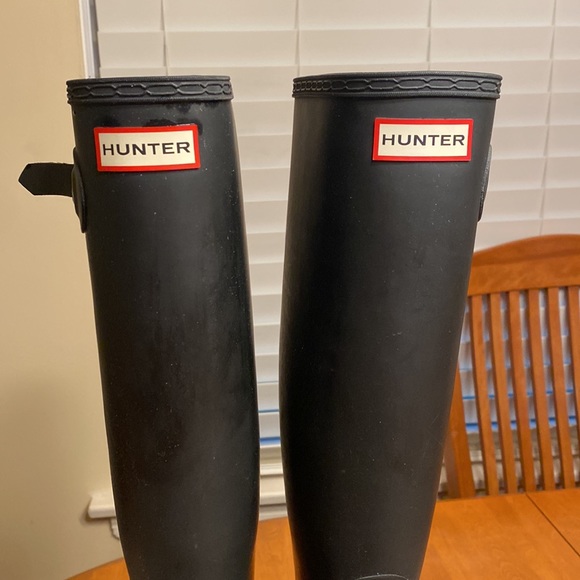Hunter Rain Boots (Black) - Picture 3 of 6